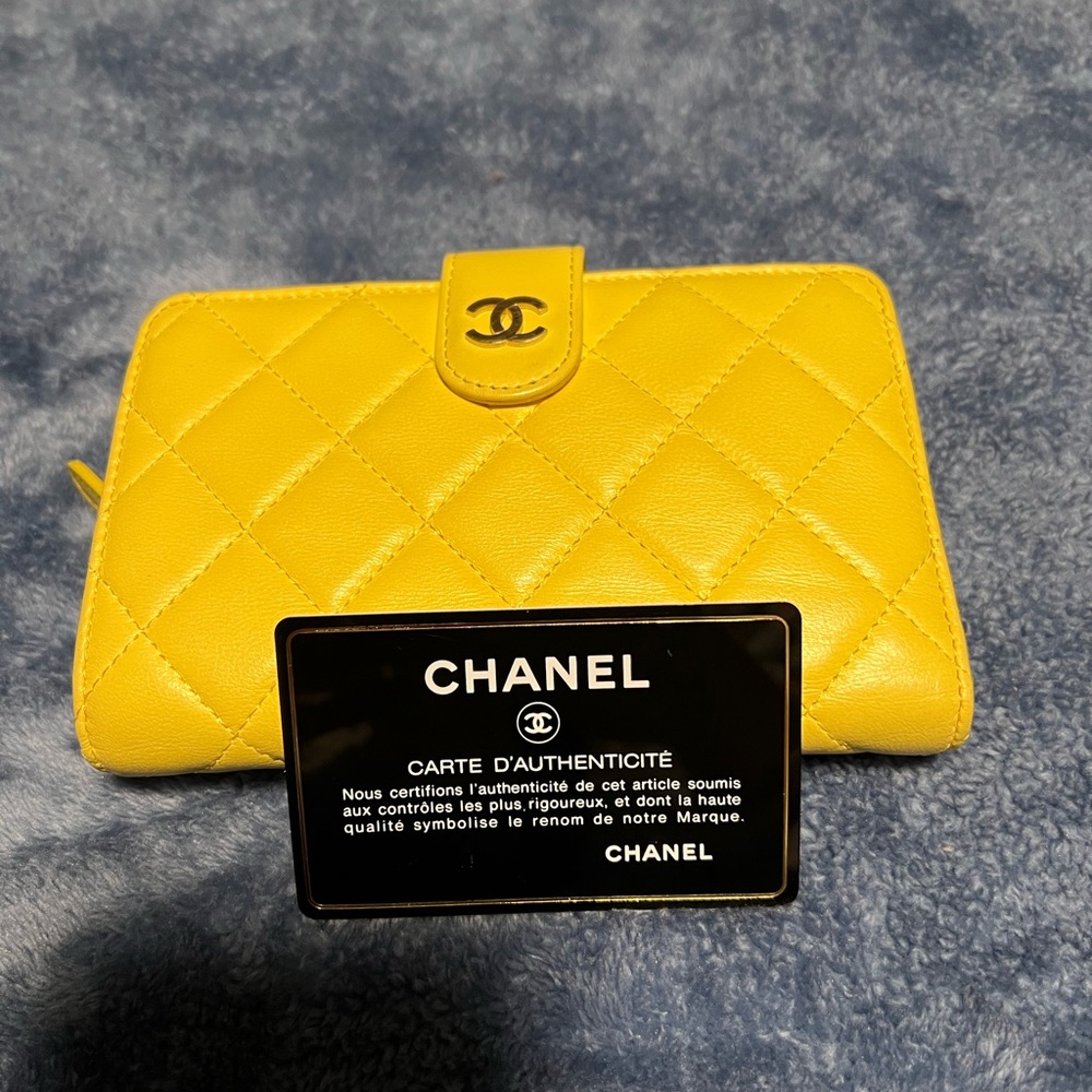 ❤️💕SOLD Authentic CHANEL CC French Wallet💕❤️